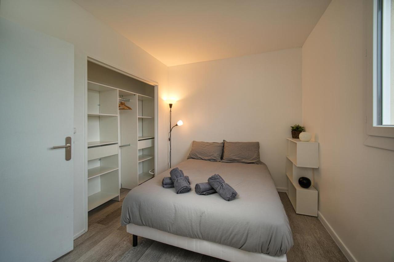 Appartement tout équipé parking balcon 2 chambres Marseille Extérieur photo